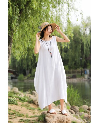 White sleeveless dress