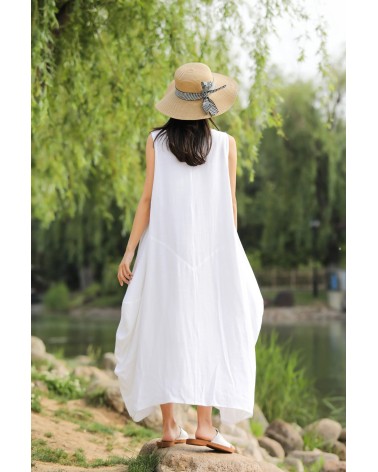 White sleeveless dress